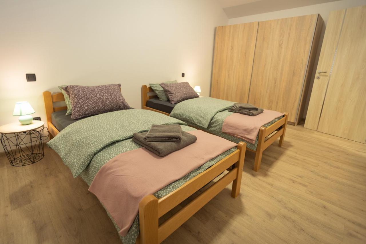 Cuckoo'S Alpine Nest Apartamento Lesce  Exterior foto