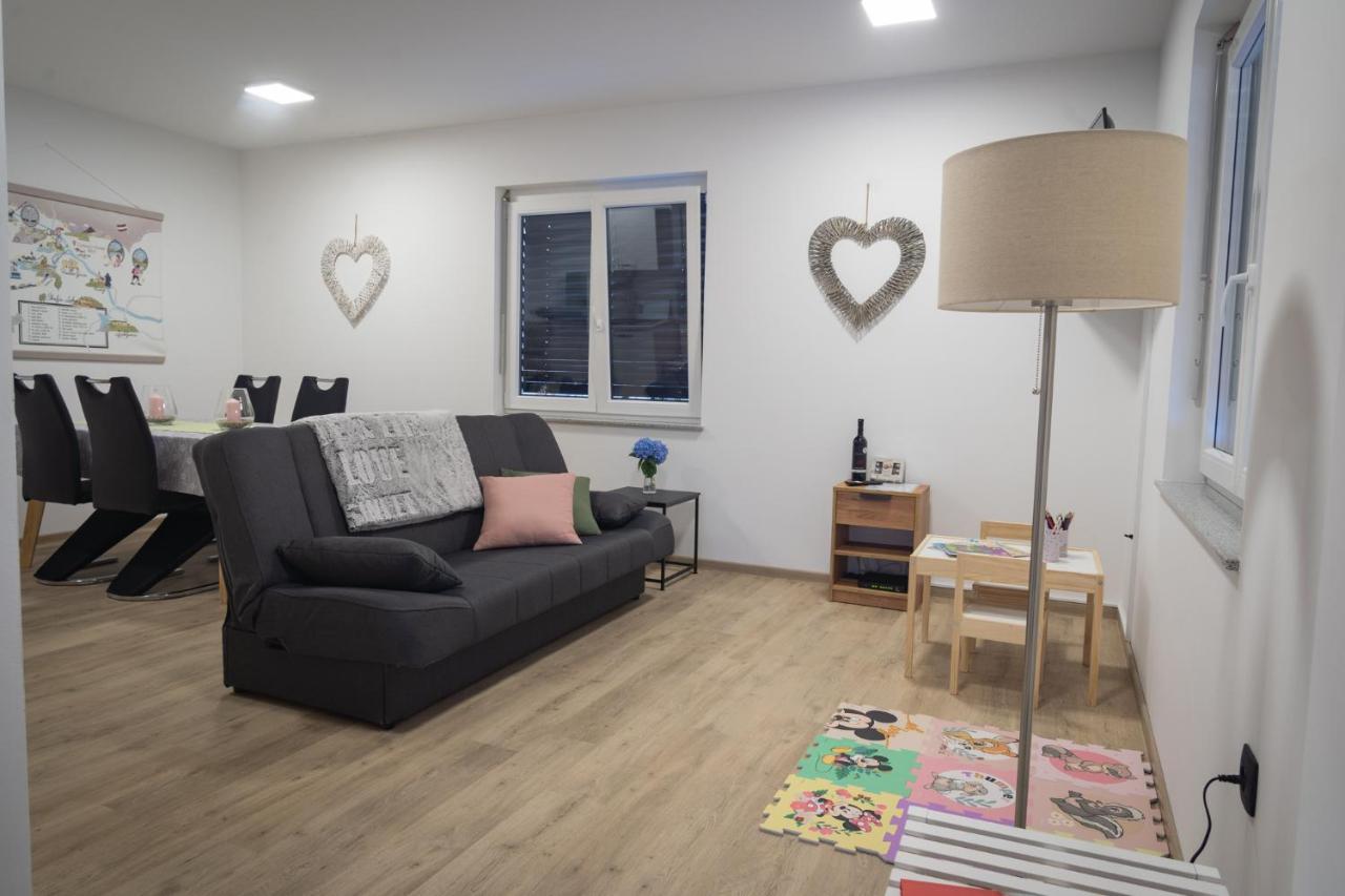 Cuckoo'S Alpine Nest Apartamento Lesce  Exterior foto