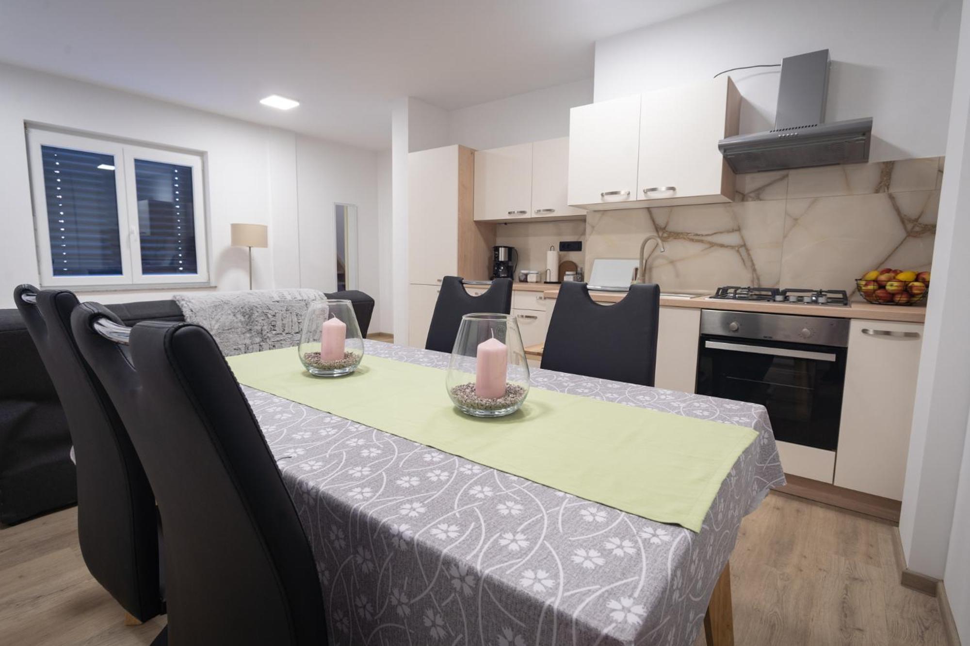 Cuckoo'S Alpine Nest Apartamento Lesce  Exterior foto