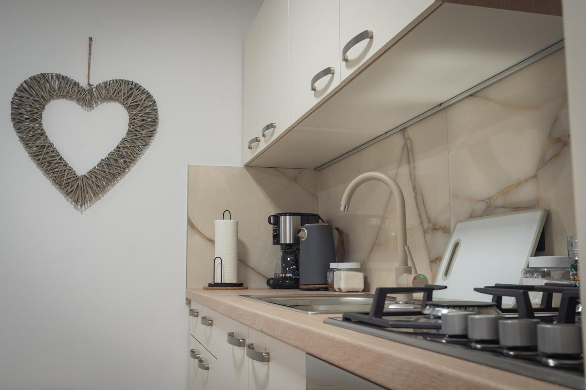 Cuckoo'S Alpine Nest Apartamento Lesce  Exterior foto
