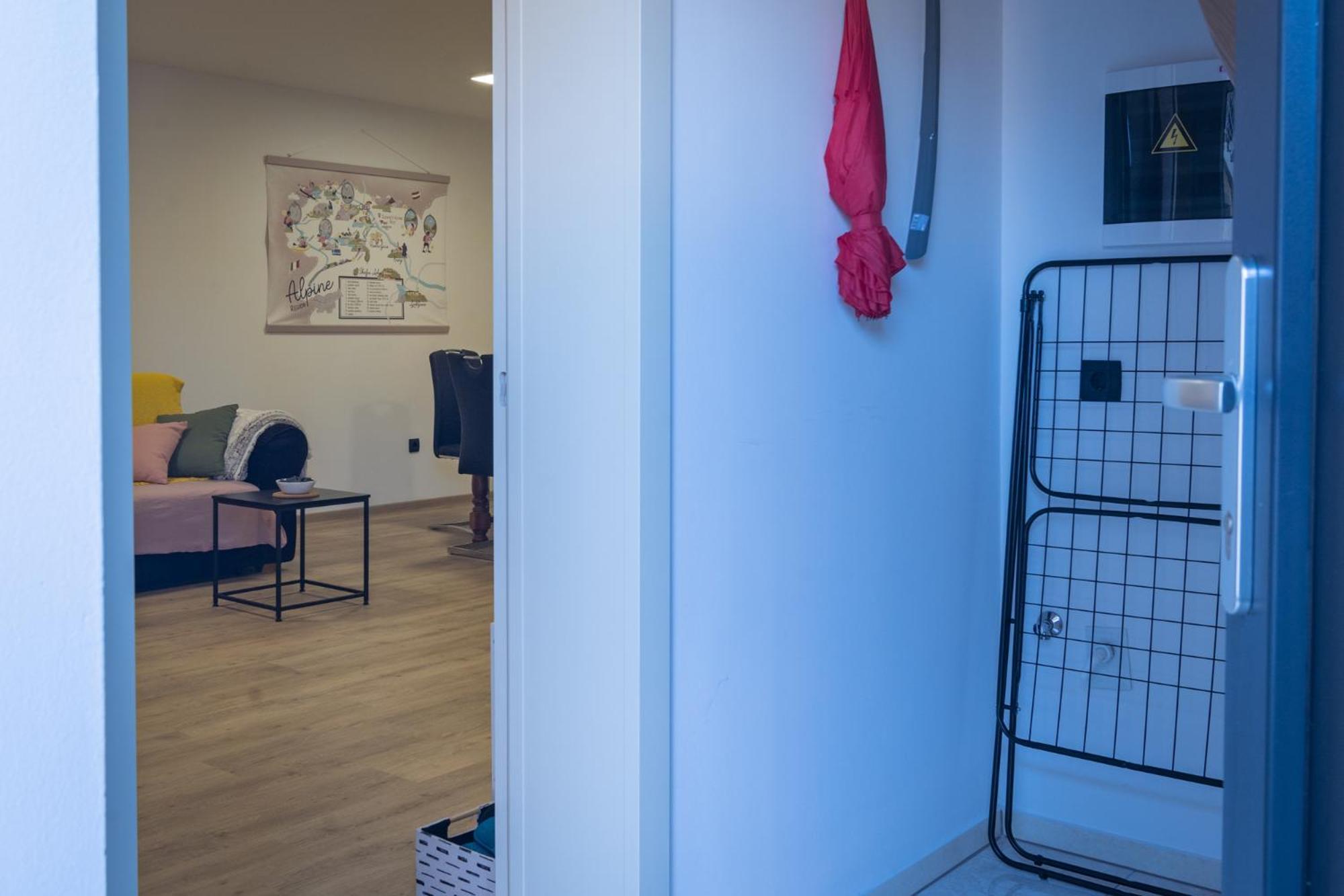 Cuckoo'S Alpine Nest Apartamento Lesce  Quarto foto