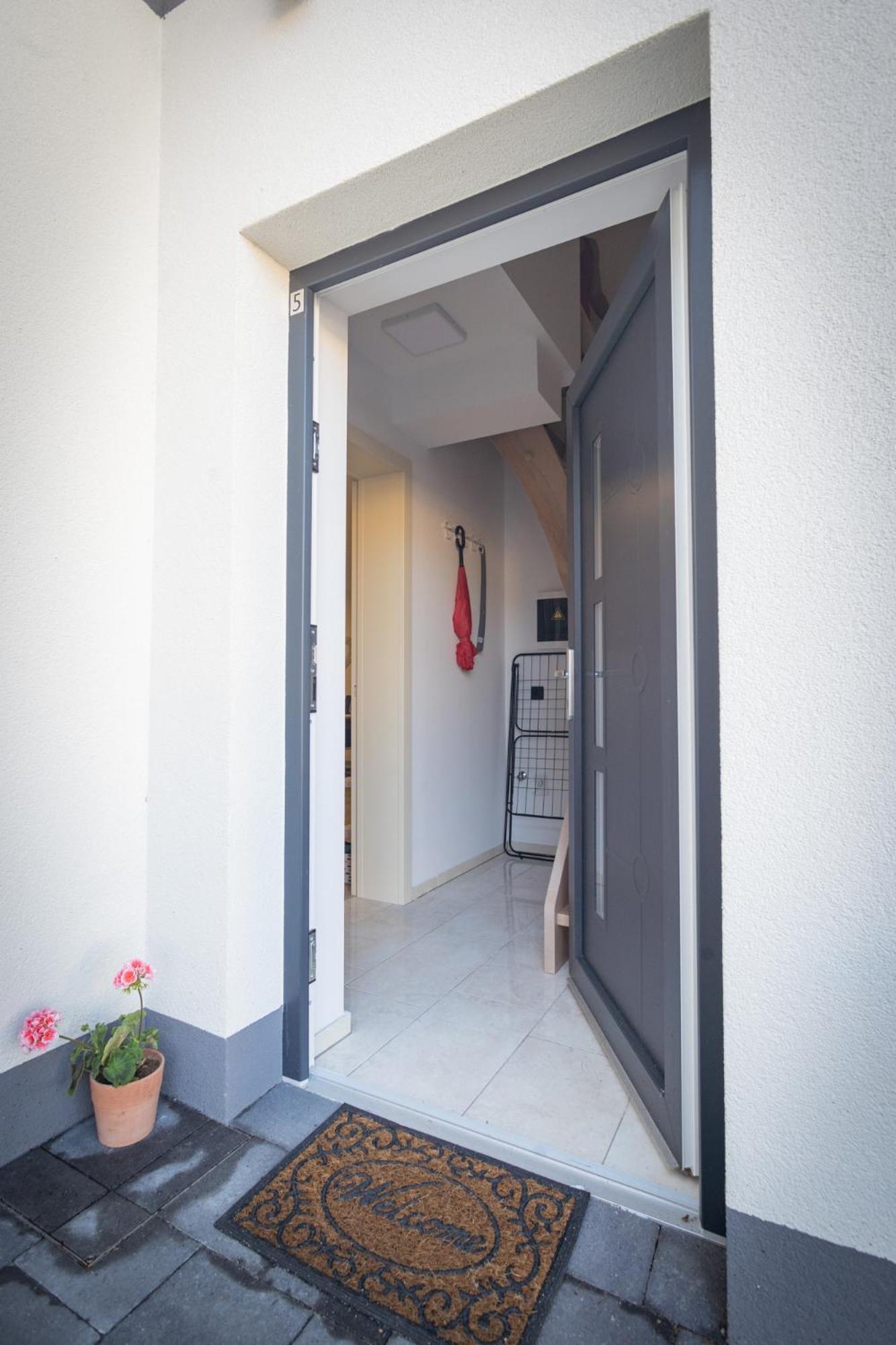 Cuckoo'S Alpine Nest Apartamento Lesce  Quarto foto