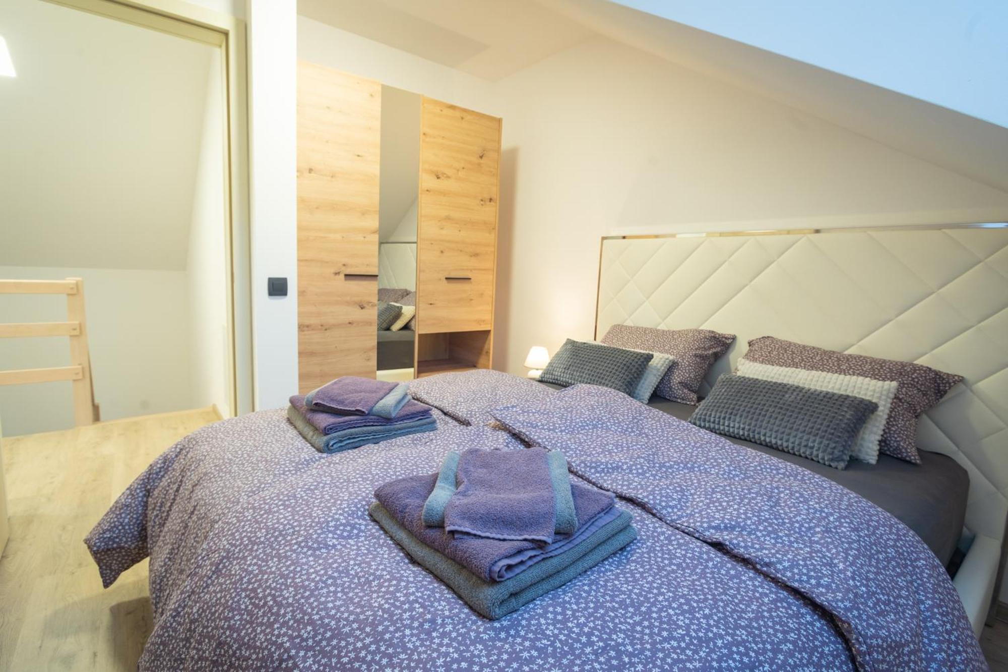 Cuckoo'S Alpine Nest Apartamento Lesce  Quarto foto