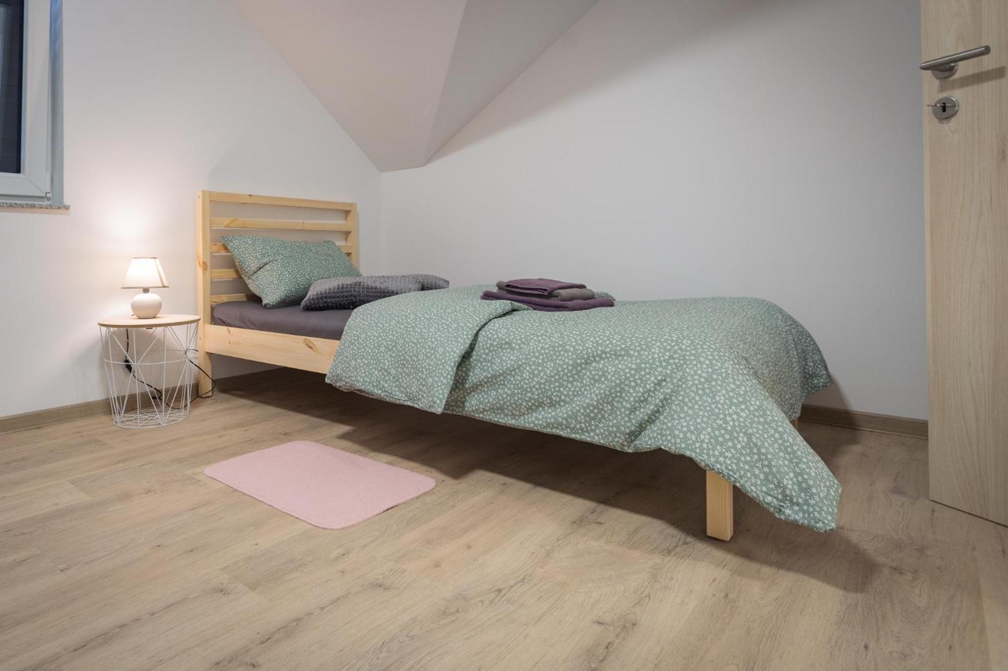 Cuckoo'S Alpine Nest Apartamento Lesce  Quarto foto